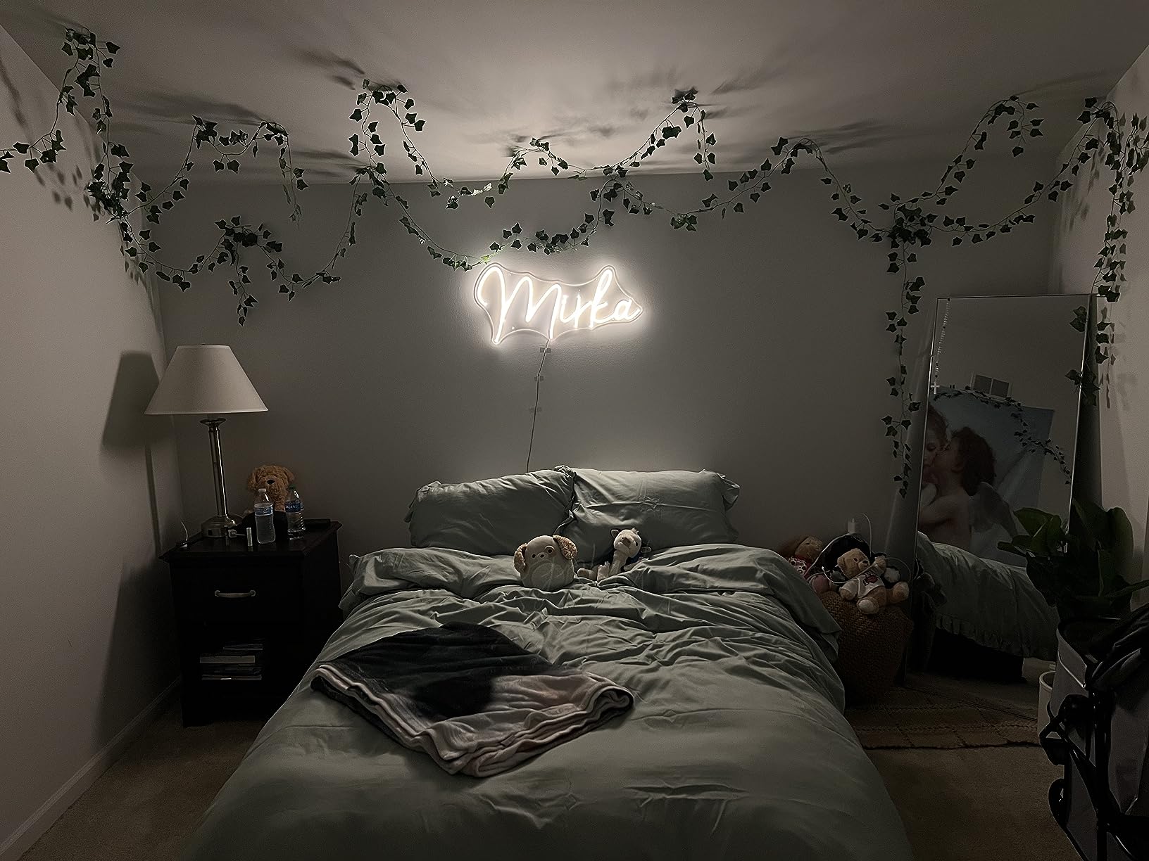 Wedding neon sign install 30