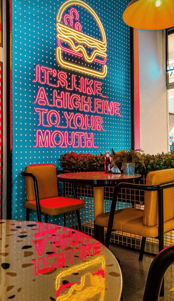 Crafty Neon feature installation